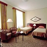 Grand Hotell