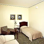 Hotell Grand 4*