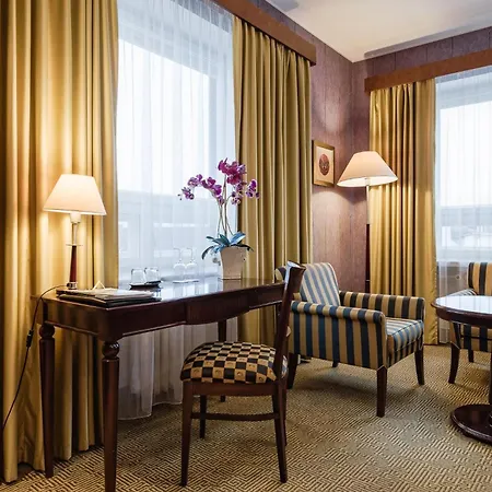 Grand 4* Viljandi (Viljandimaa)