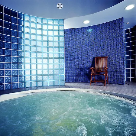 Grand 4* Viljandi (Viljandimaa)