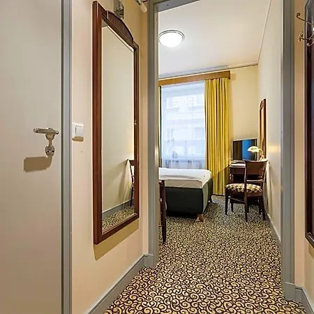 Hotel Grand 4*